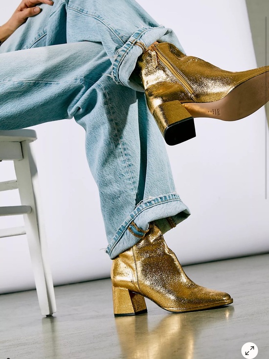 SCHUTZ Shoes - Schutz Good Fortune Metallic Gold Ankle Boots Size 9.5B Sold Out